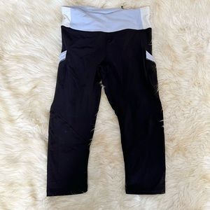 Lululemon Crops with pockets